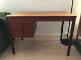 Teak skrivebord