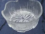 Stor finsk glasskål