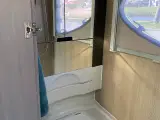Adria Action LH - 4