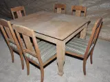 Spisebord, anretterbord, 6 stole, afsyret eg