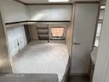 2025 - Hobby De Luxe 400 SFE   Fantastisk rejsevogn fra Hobby med en dejlige franskdobbelt seng fra Hinshøj Caravan. - 4