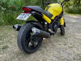 Ducati Monster 600 - 4