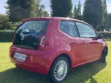 VW UP! 1.0 75 hk 3 dørs - 4