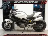 Ducati Monster 696 - 4