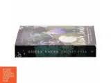 Ursula, Under af Ingrid Hill (Bog) - 2