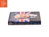 70 Not Out: The Biography of Sir Michael Caine by William Hall (Bog) - 3