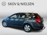 Kia Ceed 1,6 CRDi 115 Exclusive - 3