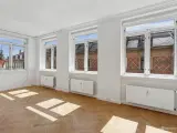 186 m² momsfrit kontorlejemål lige ved Nørreport Station - med adgang til fælles kantine. - 3