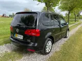 VW Touran 2,0 TDi 140 Highline DSG BMT Van 5d - 3