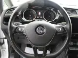 VW Touran 2,0 TDi 150 Highline DSG Van - 4