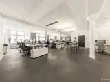 Kontor på 748 m² med fantastisk dagslys, sjæl og varme - 3