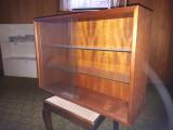Teak skab