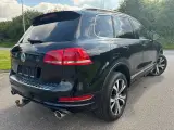 VW Touareg 3,0 V6 TDi Tiptr. 4Motion BMT Van - 3