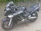 Suzuki GSX 750 F - 3