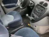 Citroën Xsara Picasso 1,6i 8V 95 Family - 4