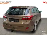 Hyundai i30 Cw 1,6 CRDi XTR ISG 110HK Stc 6g - 3