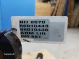 New Holland 8670 Liftarm R. 86010443 - 2