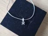 14 kt. Hvidguldsvedhæng med brillantsleben diamant