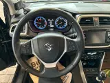 Suzuki S-Cross 1,6 DDiS Exclusive - 2