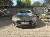 Tesla Model S  85 - 2