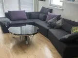 Sofa plus sofabord 