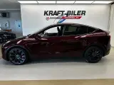 Tesla Model Y  Performance AWD - 2