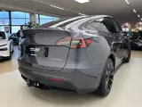 Tesla Model Y  Long Range AWD - 5