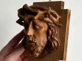 Tysk jesus, træ, NB - 3