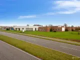 Flot velholdt kontor/lagerlejemål med høj reklameværdi - 5