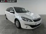 Peugeot 308 1,6 BlueHDi 120 Allure Sky SW - 2