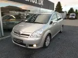 Toyota Corolla Verso 2,2 D-4D Sol - 2