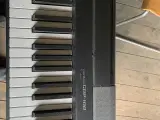 Keyboard med skammel  - 2