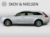 Opel Insignia 2,0 CDTi 130 Essentia Sports Tourer - 2