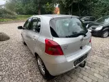 Toyota yaris 1.4 d4d  - 5