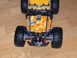 Lego technic 4X4 offroader