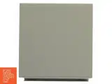 Grå vægplanteboks i metal fra Ferm Living (str. 15x15x11 cm) - 3