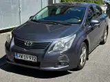 Toyota Avensis 1,8 sedan, 6 gear. - 2