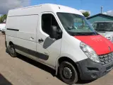 Renault Master III T33 2,3 dCi 125 L2H2 Kassevogn - 2