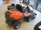 Husqvarna R 216T AWD - 3