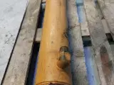 Case 821E Cylinder 87337177 - 3