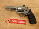 Revolver Smith & Wesson M66-6 - 3