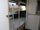 Dethleffs Camper 560 FMK - 4