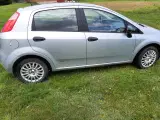 Fiat Grande Punto Hatchback - 3