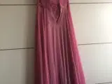 Galla kjoler