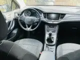 Opel Astra  - 3