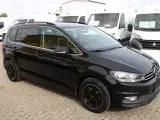 VW Touran 2,0 TDi 150 Highline DSG Van - 2