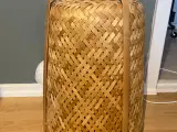 Knixhult bambus-loftslampe fra IKEA