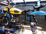 Ural dnpre motorcykel med sidevogn