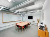 Smukt designet kontorplads til 2 personer i Spaces - 4