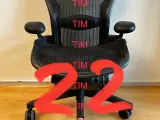 Herman Miller Aeron 